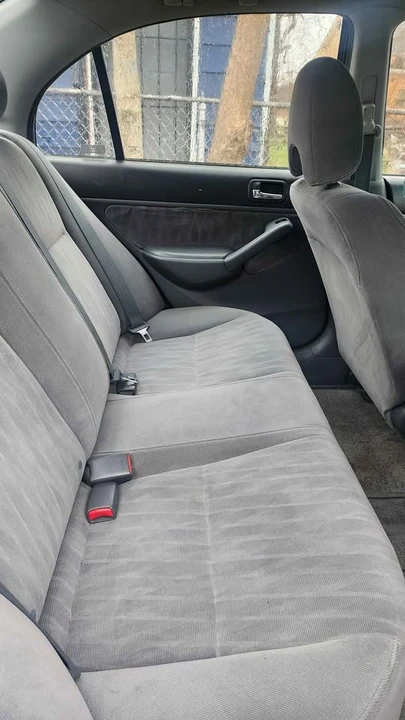 2002 Honda Civic 7th Gen - Image 8 of 14