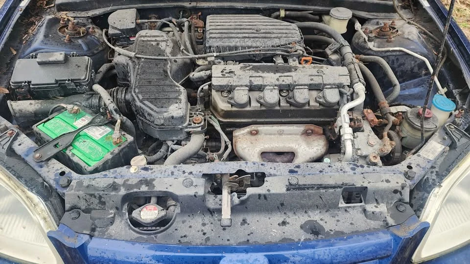 2002 Honda Civic 7th Gen - Image 11 of 14