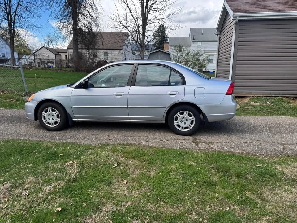 2002 Honda Civic 7th Gen - Image 5 of 9