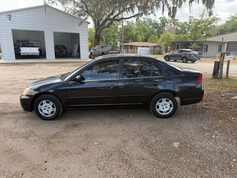 2002 Honda Civic 7th Gen - Image 3 of 13
