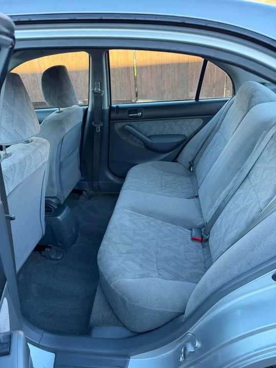 2002 Honda Civic 7th Gen - Image 9 of 19
