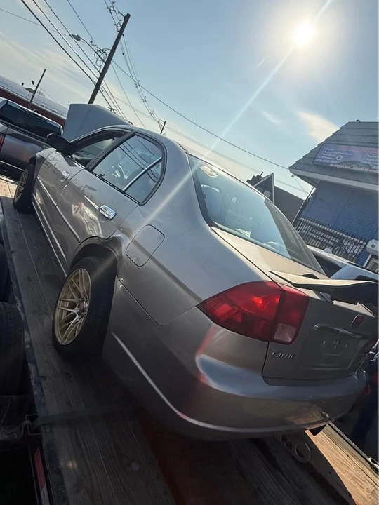 2002 Honda Civic 7th Gen - Image 2 of 3