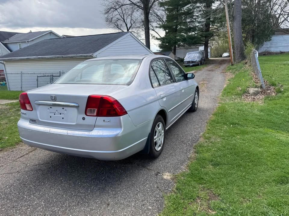 2002 Honda Civic 7th Gen - Image 7 of 9