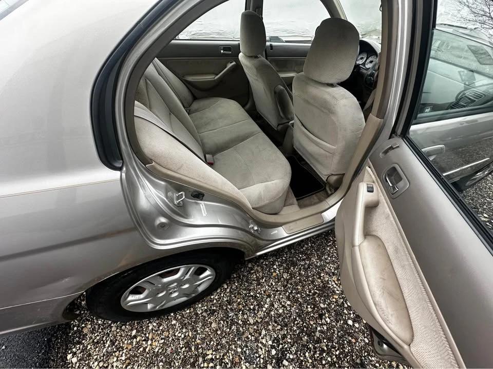 2002 Honda Civic 7th Gen - Image 7 of 10