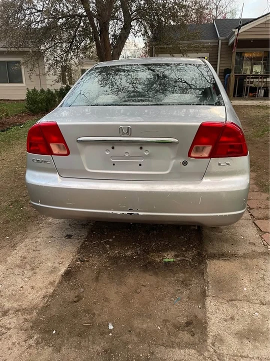 2002 Honda Civic 7th Gen - Image 3 of 10
