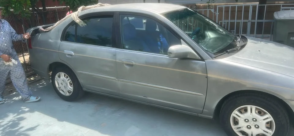 2002 Honda Civic 7th Gen - Image 3 of 11