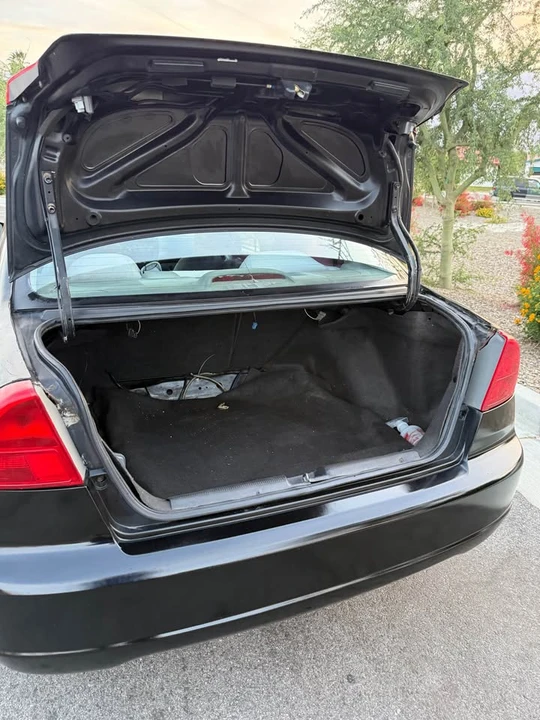 2002 Honda Civic 7th Gen - Image 13 of 18
