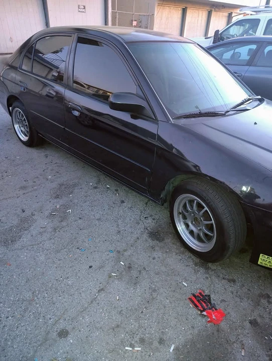2002 Honda Civic 7th Gen - Image 4 of 7