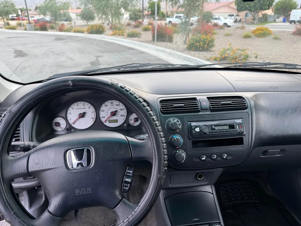 2002 Honda Civic 7th Gen - Image 9 of 18