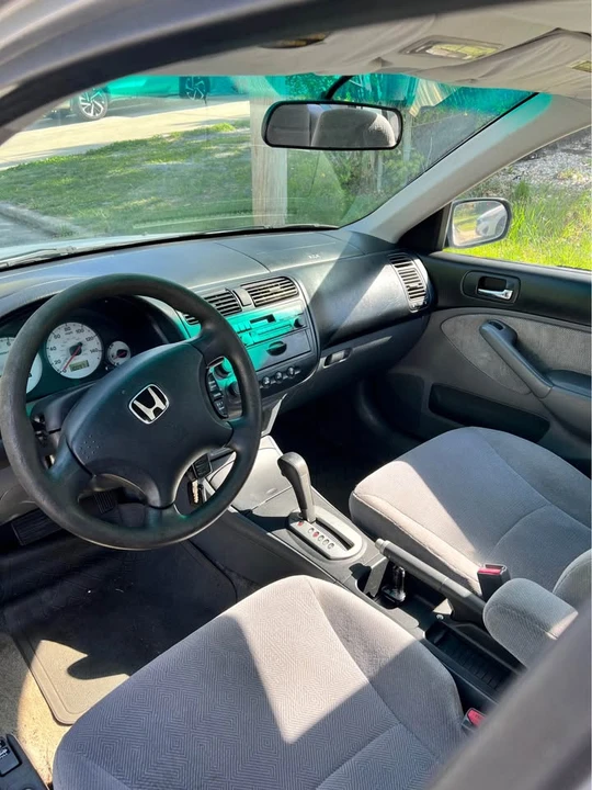 2002 Honda Civic 7th Gen - Image 8 of 11