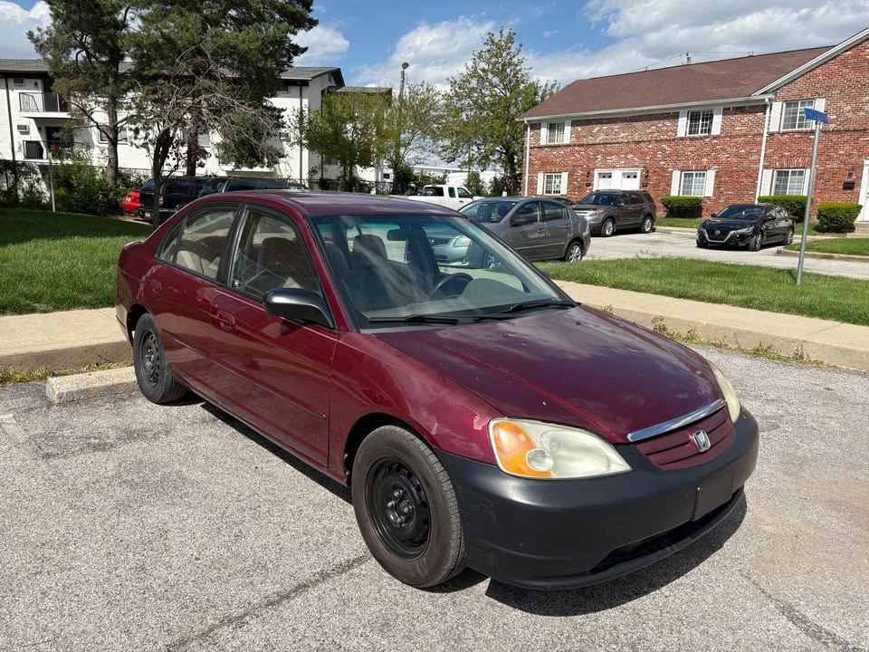 2002 Honda Civic 7th Gen - Image 2 of 9
