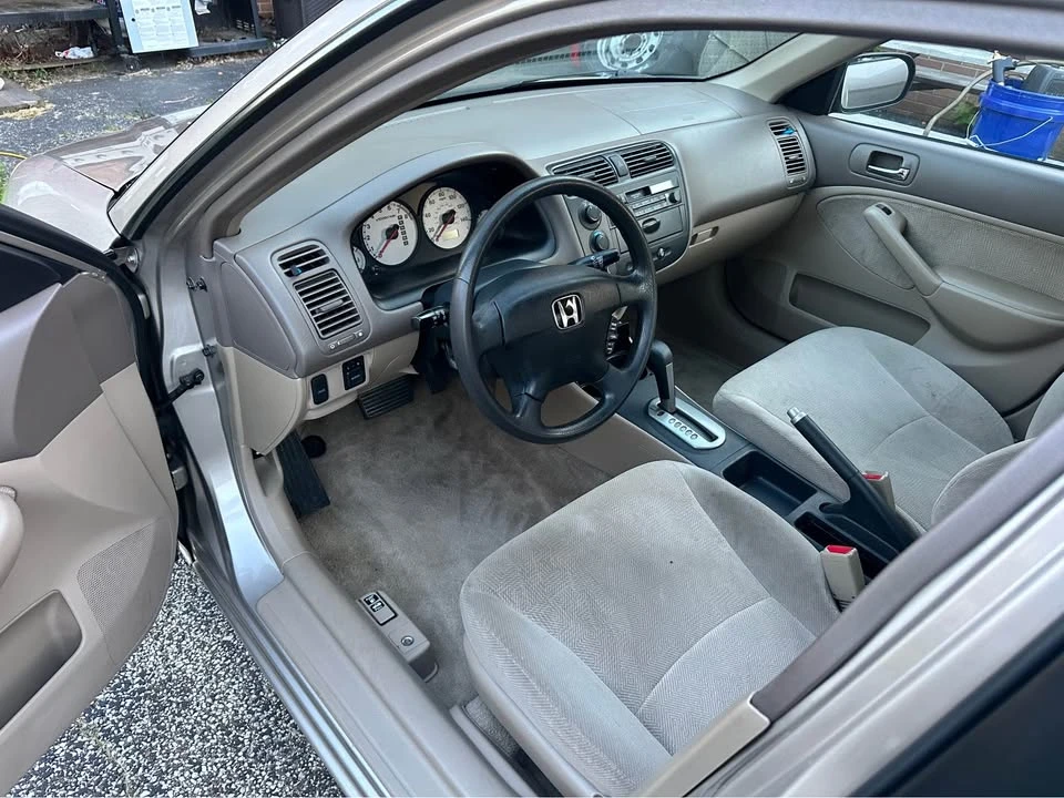 2002 Honda Civic 7th Gen - Image 4 of 10