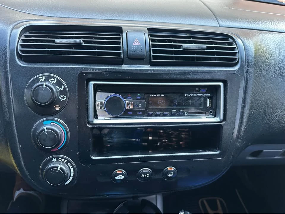 2002 Honda Civic 7th Gen - Image 19 of 20