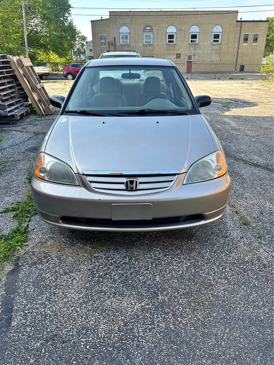2002 Honda Civic 7th Gen - Image 2 of 10