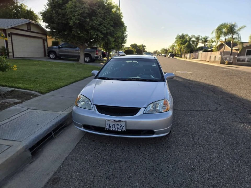 2002 Honda Civic 7th Gen - Image 2 of 11