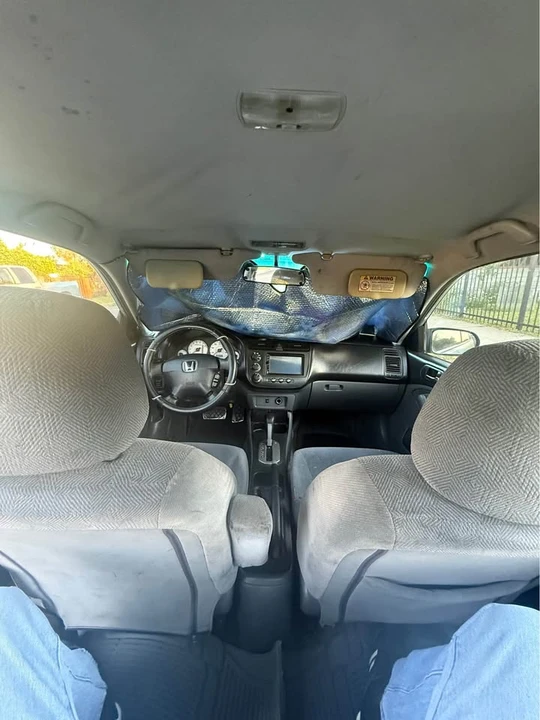 2002 Honda Civic 7th Gen - Image 9 of 11