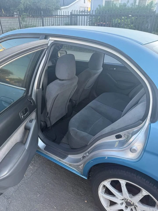 2002 Honda Civic 7th Gen - Image 7 of 11