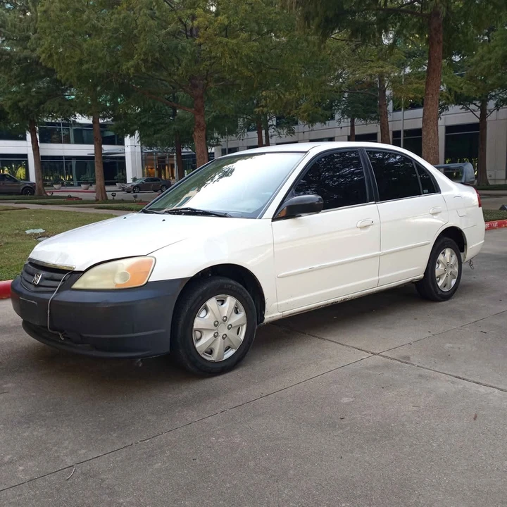 2002 Honda Civic 7th Gen - Image 3 of 9