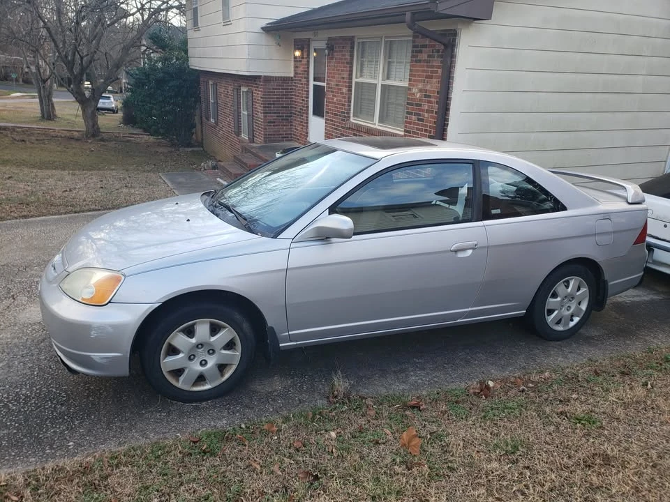 2002 Honda Civic 7th Gen - Image 3 of 11