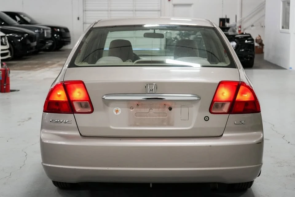 2002 Honda Civic 7th Gen - Image 4 of 6