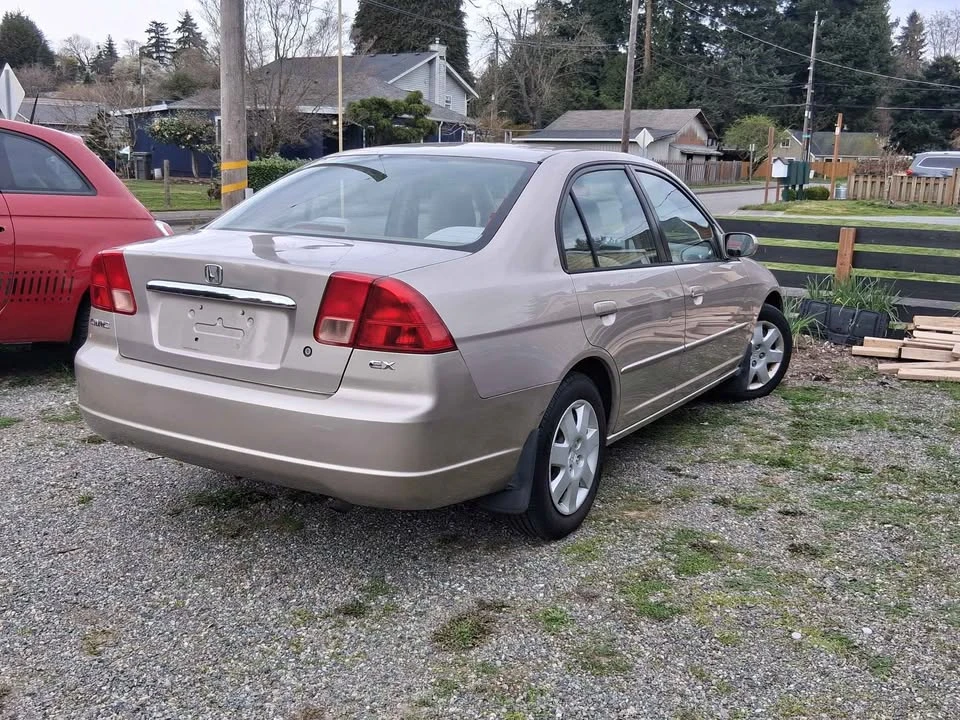 2002 Honda Civic 7th Gen - Image 3 of 11
