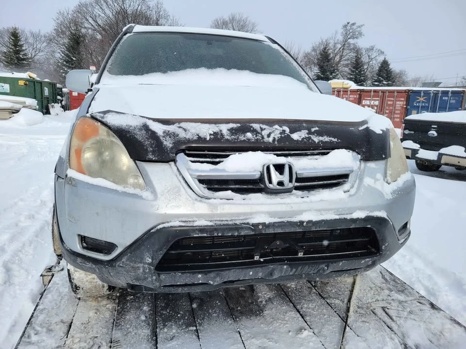 2002 Honda CR-V 2nd Gen - Image 2 of 13