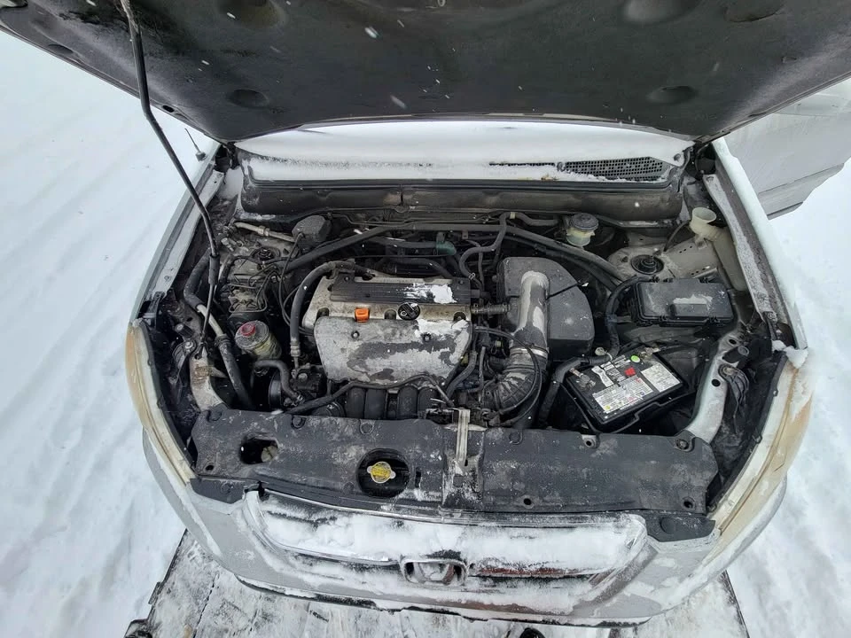 2002 Honda CR-V 2nd Gen - Image 3 of 13