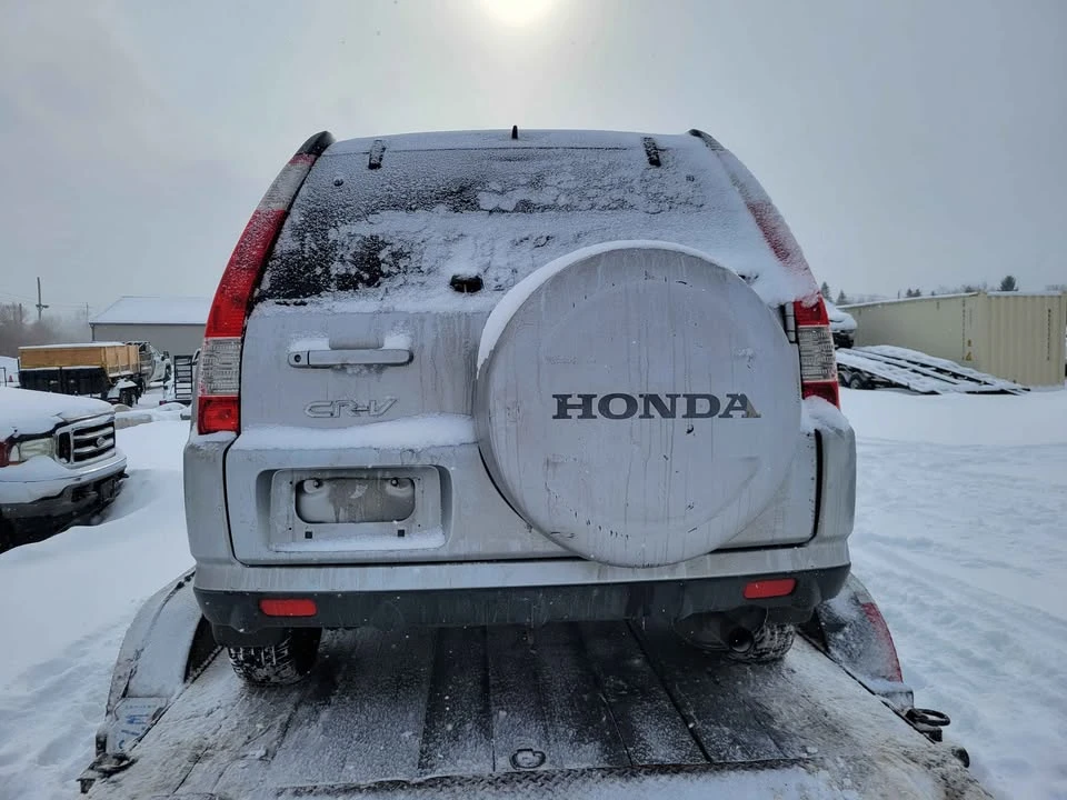 2002 Honda CR-V 2nd Gen - Image 5 of 13
