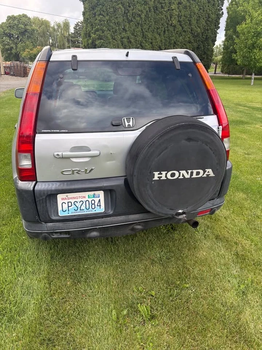 2002 Honda CR-V 2nd Gen - Image 4 of 7