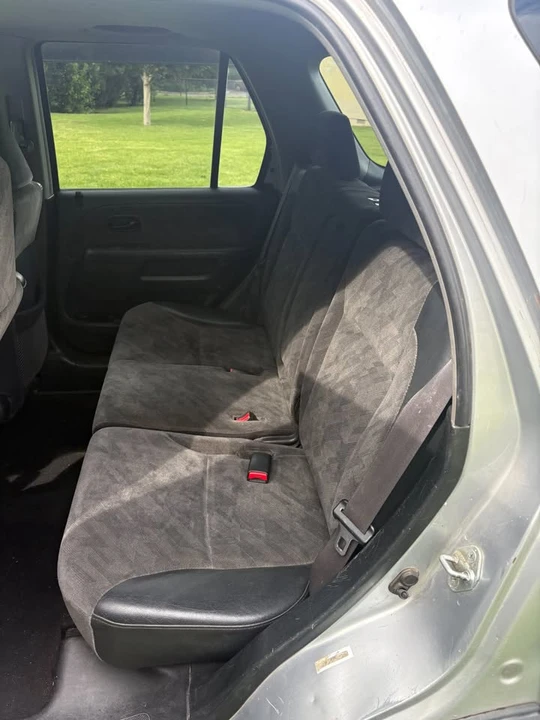 2002 Honda CR-V 2nd Gen - Image 7 of 7