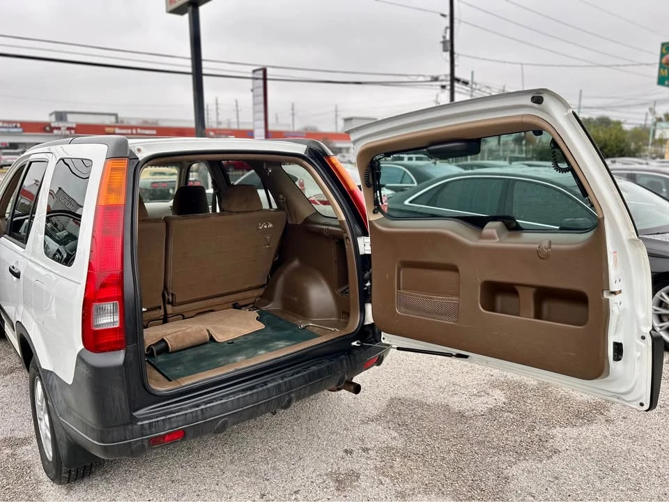 2002 Honda CR-V 2nd Gen - Image 10 of 15