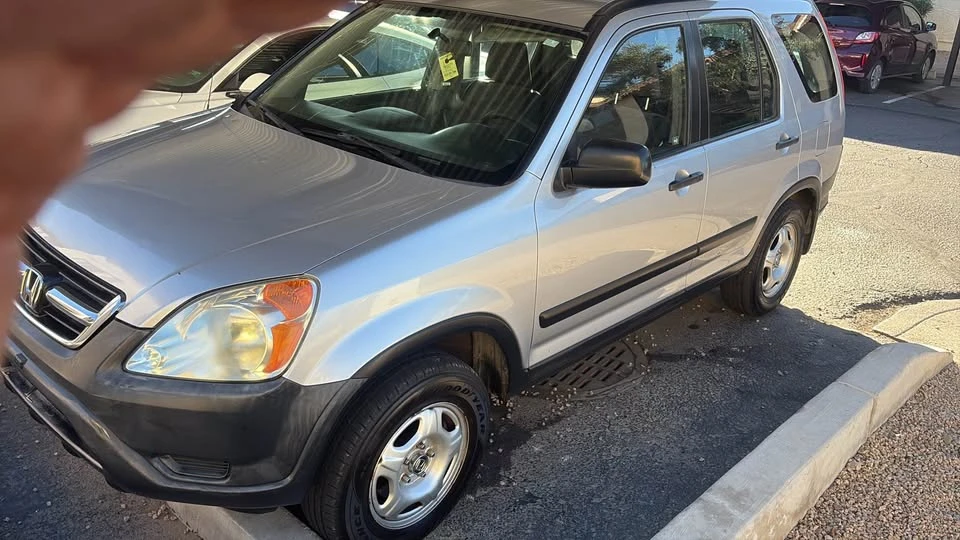 2002 Honda CR-V 2nd Gen - Image 5 of 9