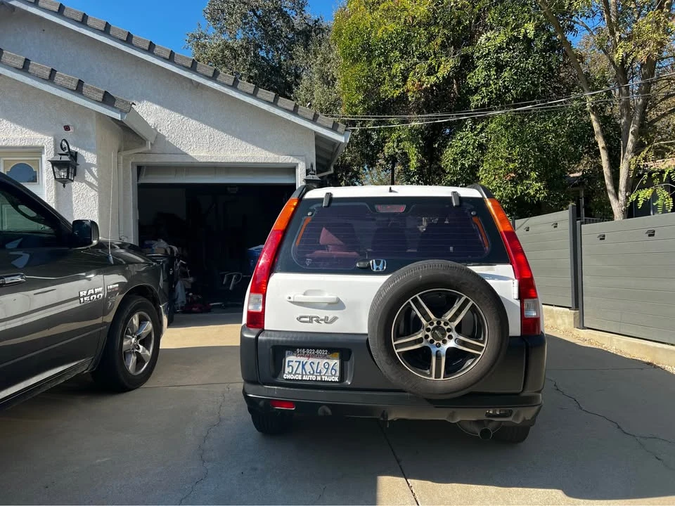 2002 Honda CR-V 2nd Gen - Image 4 of 8