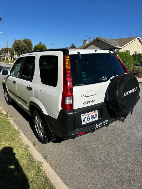 2002 Honda CR-V 2nd Gen - Image 4 of 15