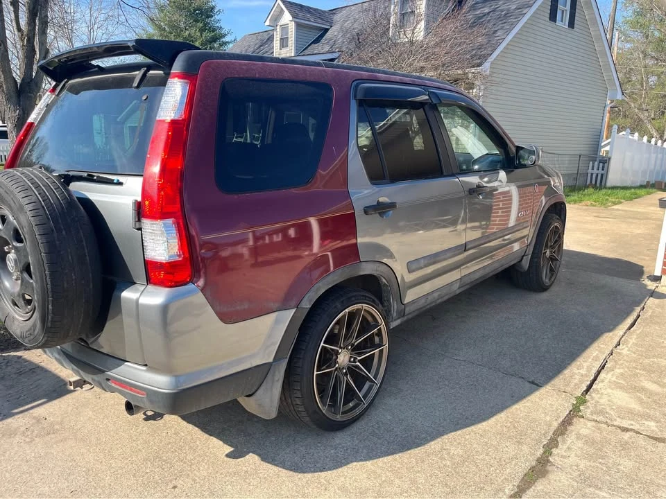 2002 Honda CR-V 2nd Gen - Image 7 of 10