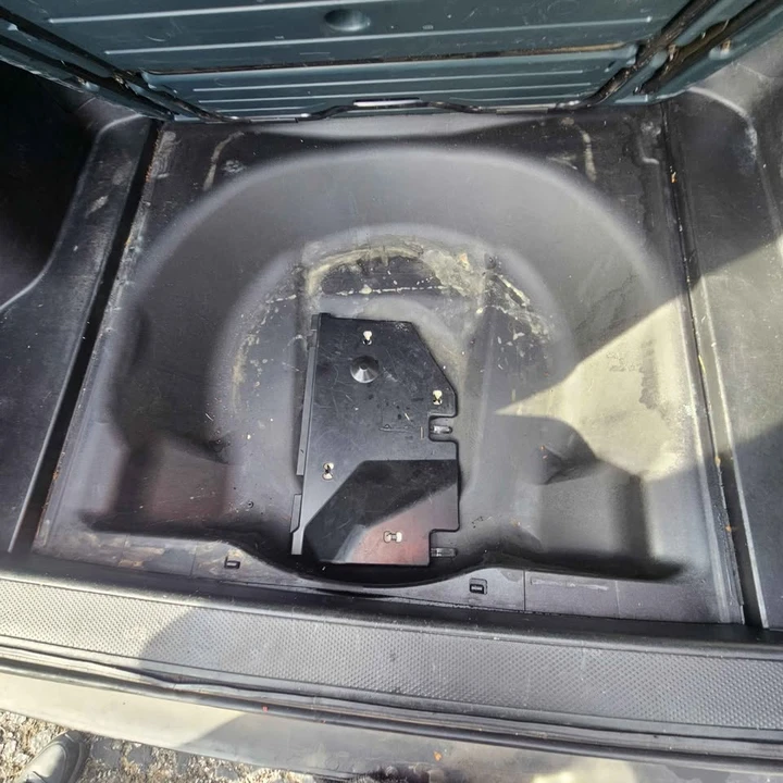 2002 Honda CR-V 2nd Gen - Image 9 of 16