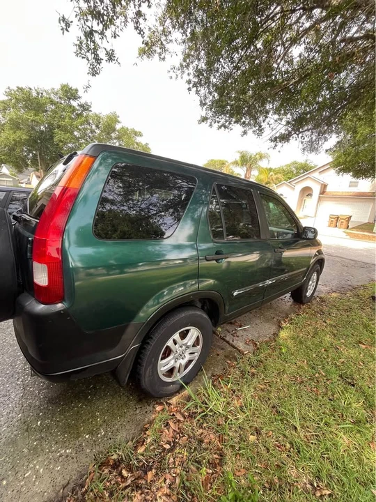 2002 Honda CR-V 2nd Gen - Image 5 of 11