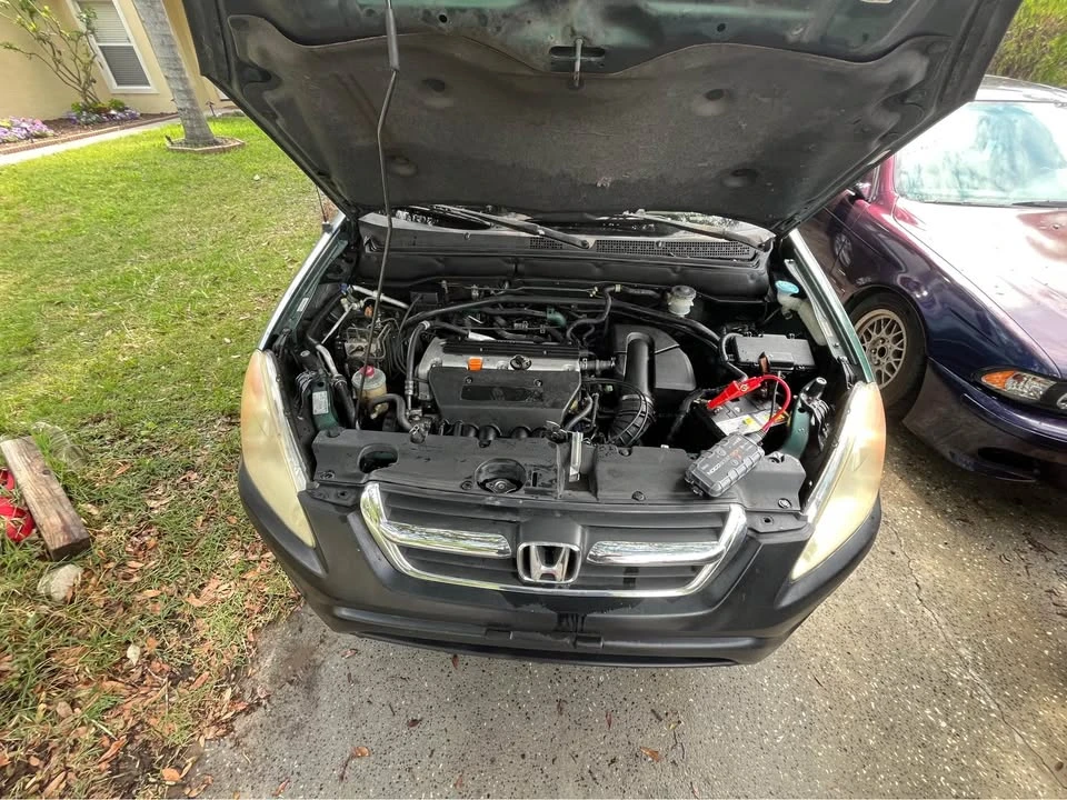 2002 Honda CR-V 2nd Gen - Image 2 of 11