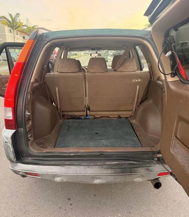 2002 Honda CR-V 2nd Gen - Image 8 of 8