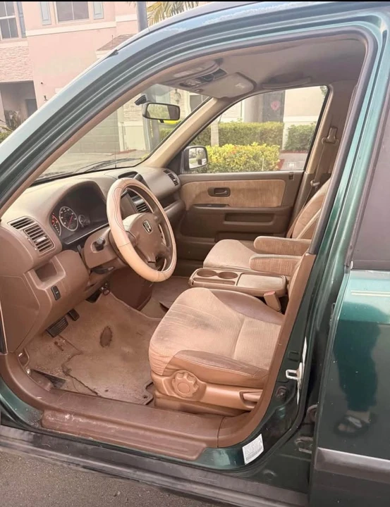 2002 Honda CR-V 2nd Gen - Image 5 of 8