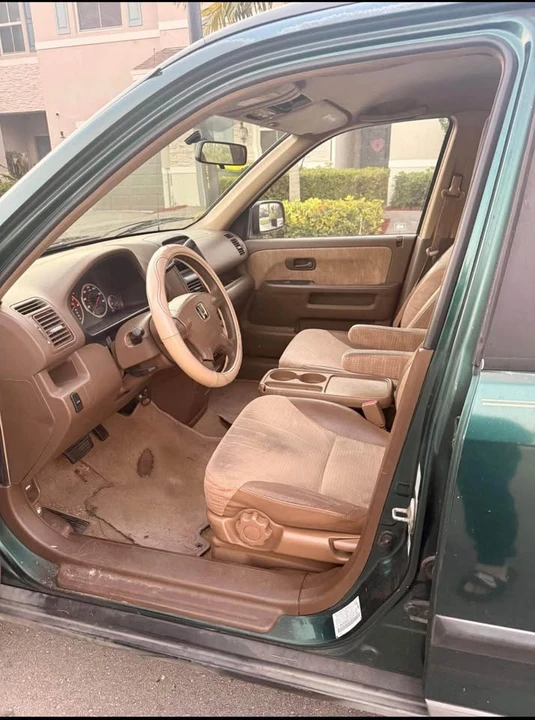 2002 Honda CR-V 2nd Gen - Image 5 of 8