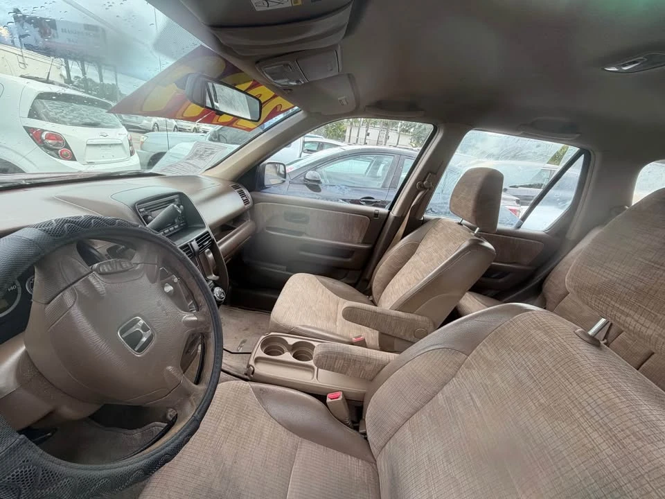 2002 Honda CR-V 2nd Gen - Image 4 of 4