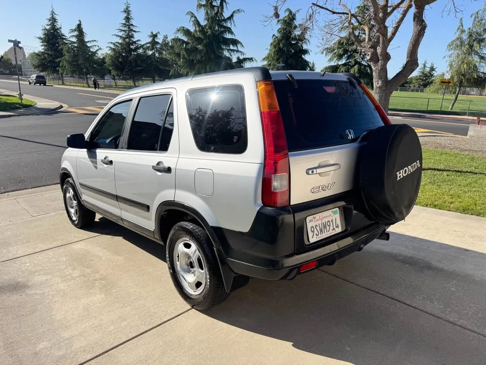 2002 Honda CR-V 2nd Gen - Image 10 of 17
