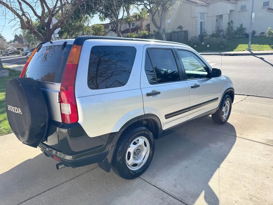 2002 Honda CR-V 2nd Gen - Image 7 of 17
