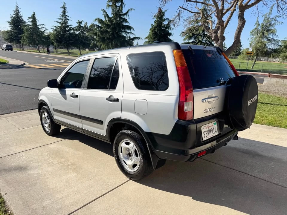 2002 Honda CR-V 2nd Gen - Image 9 of 17