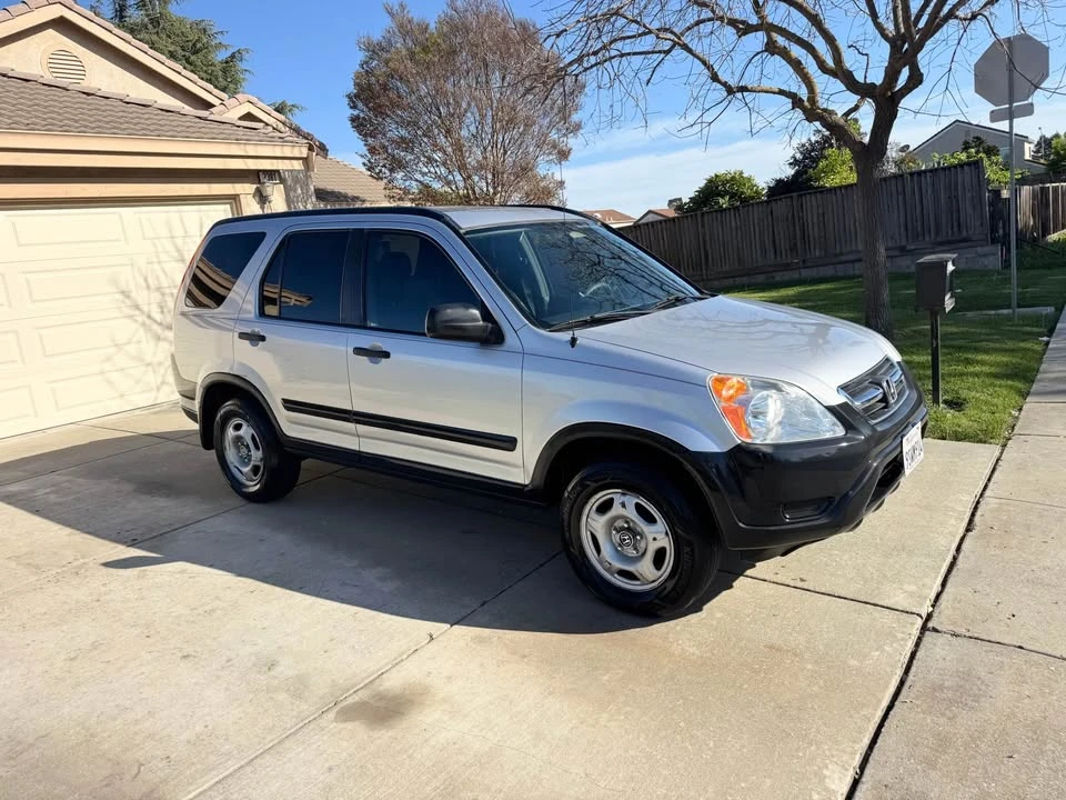 2002 Honda CR-V 2nd Gen - Image 6 of 17