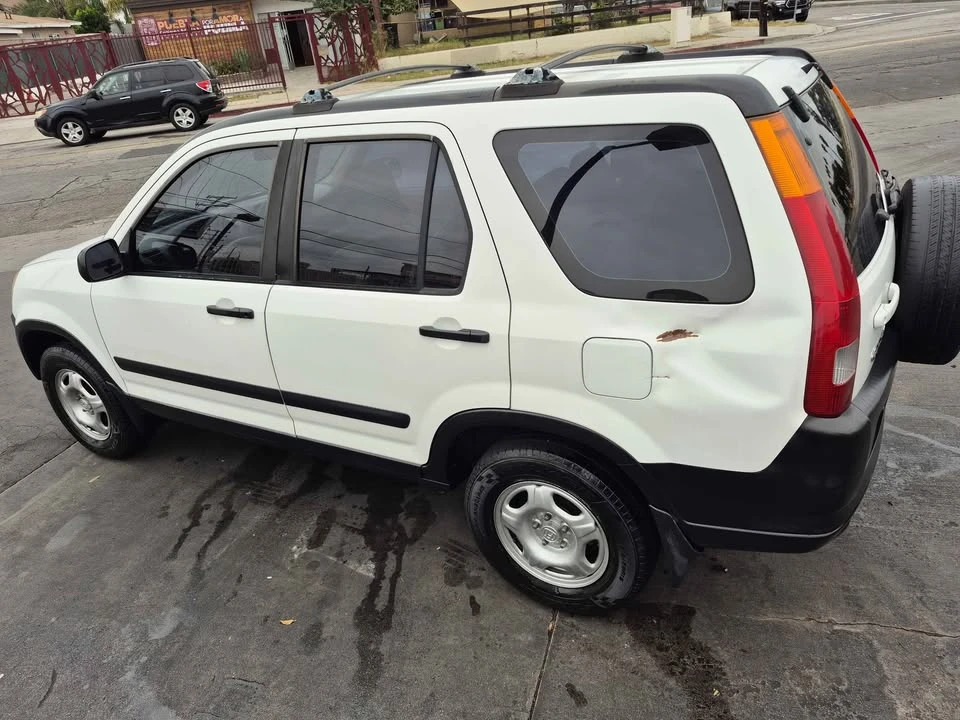 2002 Honda CR-V 2nd Gen - Image 3 of 17