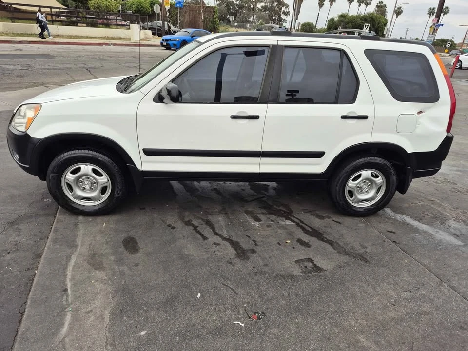 2002 Honda CR-V 2nd Gen - Image 5 of 17
