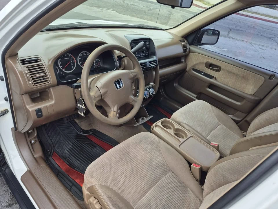 2002 Honda CR-V 2nd Gen - Image 10 of 17