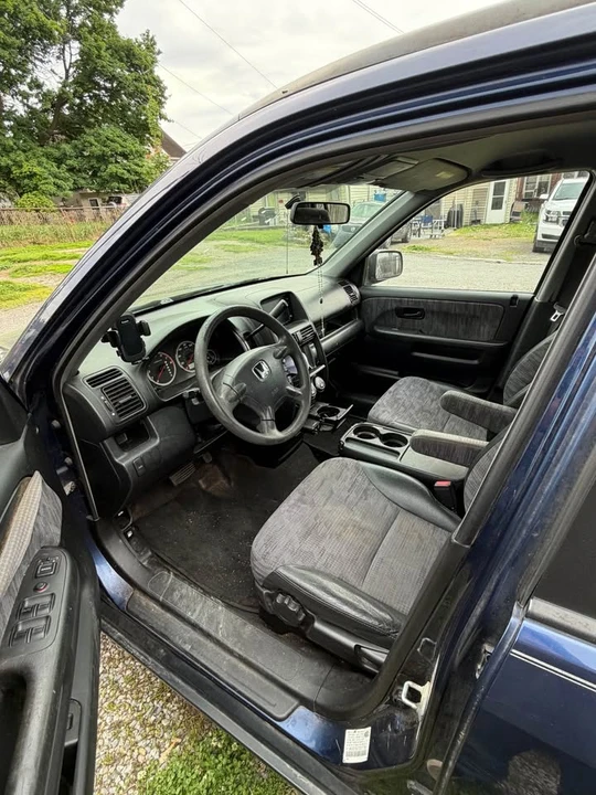 2002 Honda CR-V 2nd Gen - Image 8 of 19